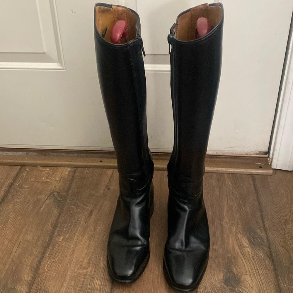 Elegant Black Heeled Boots for Women